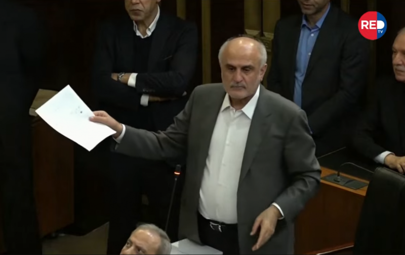 الرواتب تتقدّم على كلّ البنود… وتحذير نيابي من المماطلة
