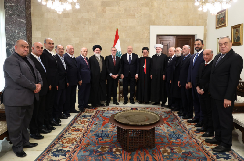 "أصبح لدينا 24 اسيراً في اسرائيل"...بماذا صارح الرئيس عائلة شكر؟