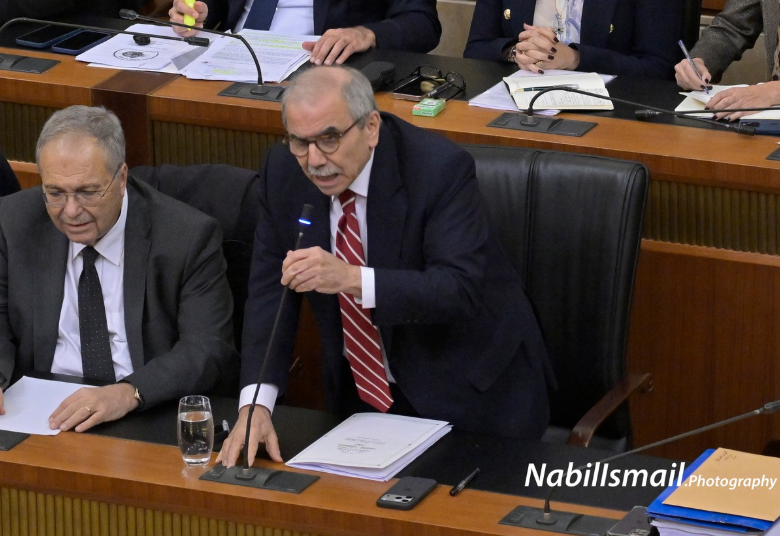 سجال الرواتب يشعل جلسة الموازنة… سلام: "إذا لم تلتزم الحكومة...حاسبوها"!