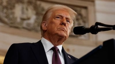 “لم أزر الجزيرة”... ترمب يردّ بقسوة على اتهامات إبستين 