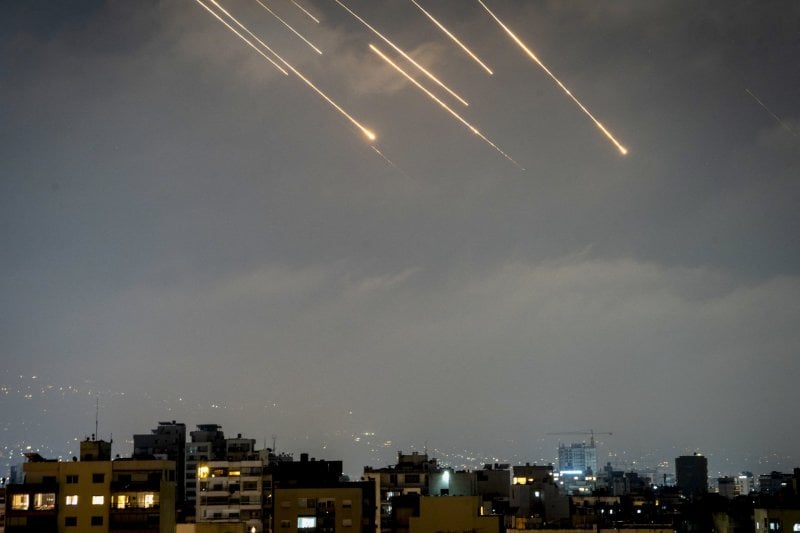 "إلى قلب تل أبيب"... تهديد إيراني جديد على وقع تصعيد إقليمي