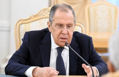 على وقع حرب أوكرانيا… لافروف يفتح النار سياسيًا على أوروبا