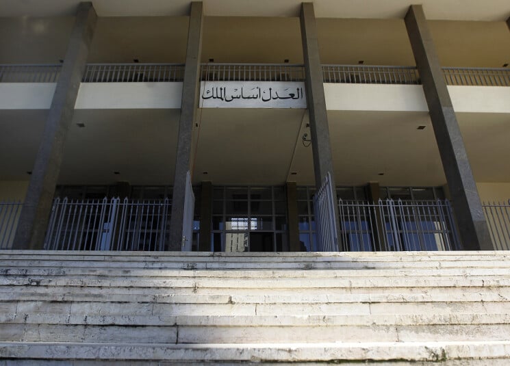 حركة مثيرة للريبة… محامٍ عام منشغل بقضية 