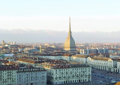 أعمال شغب تهزّ إيطاليا… عشرات الآلاف في الشارع واشتباكات عنيفة