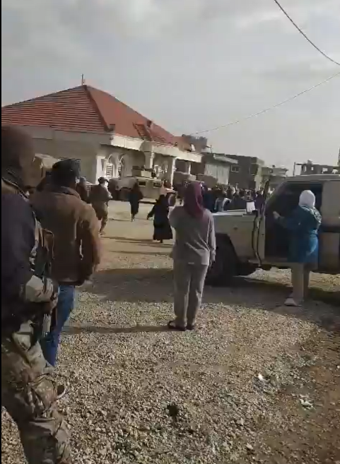 القصر على صفيح ساخن… مداهمة للجيش وتوتّر ميداني (فيديو)