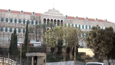 الكرة في ملعب الحكومة... ما مصير الرواتب في القطاع العام؟
