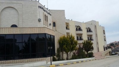 بعد تهديدات إسرائيلية لمستشفيات الجنوب… نقابة العاملين تحذّر!