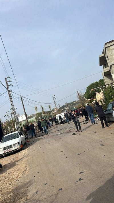 شهيد في غارة إسرائيلية تستهدف سيارة في الدوير (فيديو وصور)