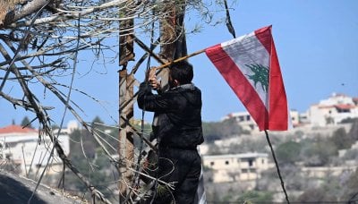 لبنان على شفير القرار... والفرص 