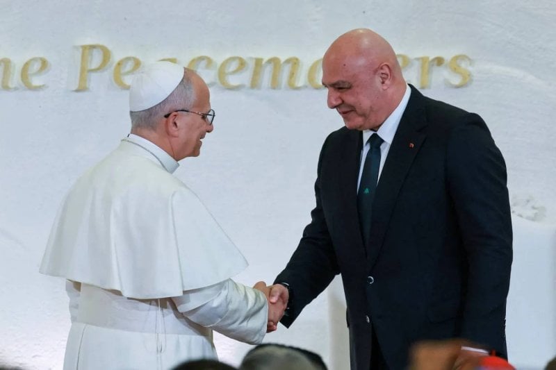رسالة دعم من الفاتيكان... البابا يصلّي لتثبيت الرئيس جوزاف عون