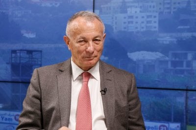 جنرال معارك عبرا وعرسال بإعترافات خطيرة حول الشارات الصفراء والنصرة والأسير- سلاح الحزب بلا طعمة
