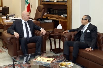 السفير المصري بعد لقائه عون: مع الدولة اللبنانية في الاستحقاق الانتخابي 