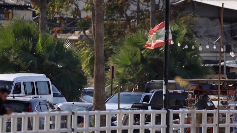 رسائل مشبوهة تجتاح لبنان - احذروا ايها اللبنانيون من اشعارات تغزو الـ 