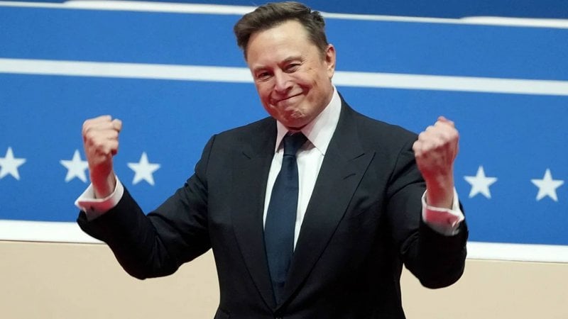 مدينة على سطح القمر: أولوية جديدة في حسابات ماسك