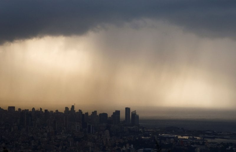 استقرار مؤقت قبل الأمطار والثلوج… الطقس ينقلب خلال ساعات!
