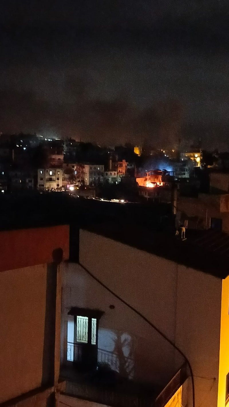 ثأرًا للقتيل… إحراق منازل وتوتّر أمني في زغرتا (فيديو)