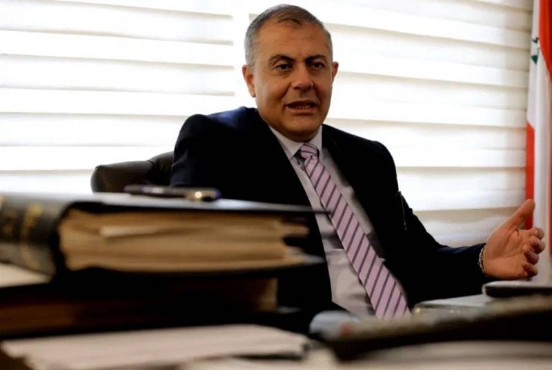 "إذا مش عاجبك روح تشكّى للمحافظ"... إخبار برسم مروان عبود!
