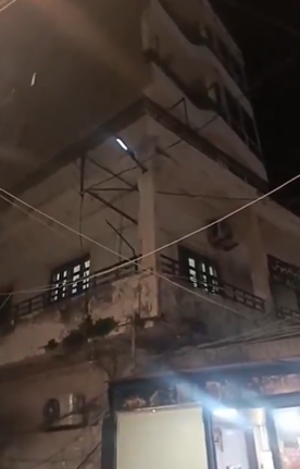 مشاهد مقلقة من طرابلس… إخلاء مبنى بعد التحذير من انهياره (فيديو)