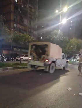 توتر ميداني في طرابلس… إشكال بين الجيش ومتظاهرين قرب مصرف لبنان (فيديو)