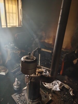 حادث مؤلم في الكفير… حريقٌ يودي بحياة مسنّة