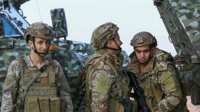 قائد الجيش أمام اختبار 