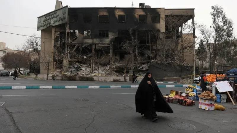 "الوضع خطير"… تحذير روسي من ضربة أميركية محتملة ضد إيران