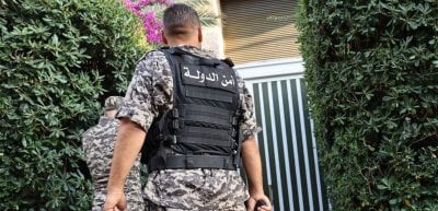 محاولة تهريب موقوف بالقوة تسفر عن سقوط مواطن… و