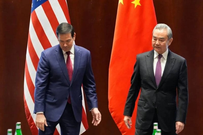 بين الرسوم والتجسّس… لقاء رفيع يجمع واشنطن وبكين