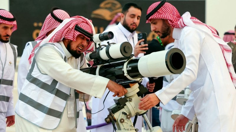 ترقّب فلكي وشرعي… السعودية تحدد موعد تحري هلال رمضان