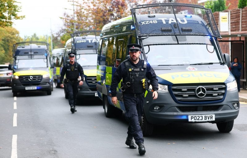 بريطانيا… رجل أعمال عربي ضحية طعن وتفاصيل صادمة تتكشف