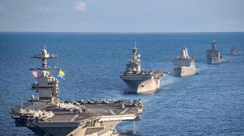 هل انتهت المفاوضات؟ ترامب يدفع بتعزيزات عسكرية ويكشف: تغيير النظام في إيران هو الخيار الأفضل