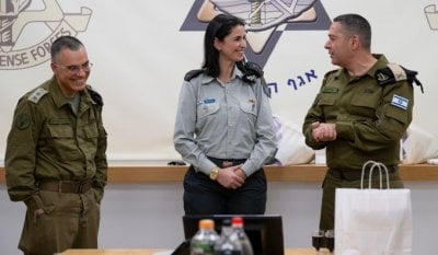 انتقال رسمي للمهام… إيلا تتسلّم منصب المتحدثة باسم الجيش الإسرائيلي