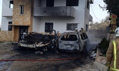 غارة إسرائيلية تستهدف سيارتين في حانين (فيديو)