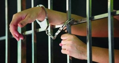 من داخل الآلية إلى الشارع… نهاية سريعة لهروب 