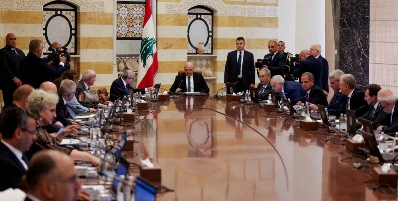 مجلس الوزراء بين معركة الرواتب وملف السلاح... جلسة حامية اليوم!
