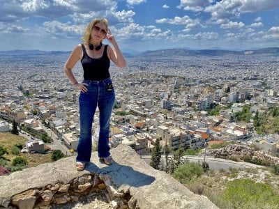 صدمة في الوسط الدرامي الإسرائيلي… وفاة منتجة مسلسل “طهران”