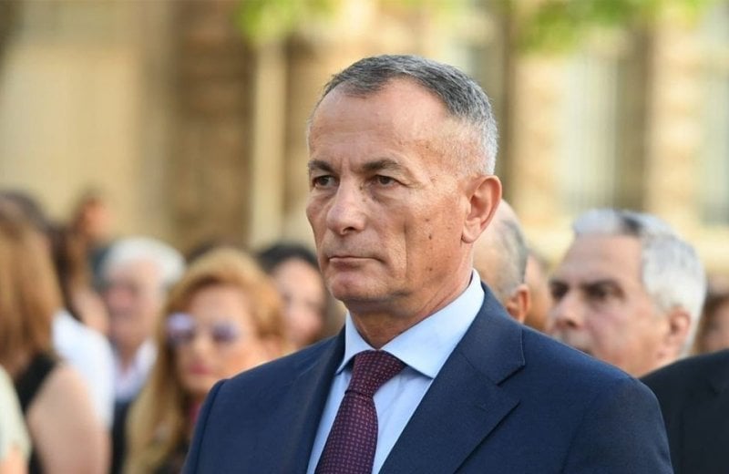 بعد إقرار المساعدة للعسكريين… روكز يستنكر: يعطون باليد ويأخذون بالضرائب!
