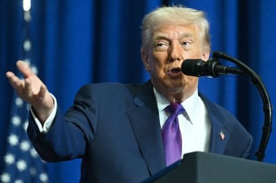 الغى إجازة فلوريدا... خطوة غير مألوفة لترامب تعكس توتّرًا غير مسبوق