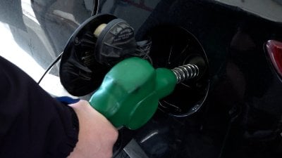 أزمة المحروقات.. توقعات بتحليق الأسعار!