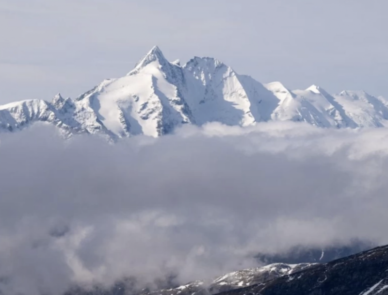 إهمال قاتل في جبال الألب… حكم قضائي بعد وفاة متسلّقة شابة
