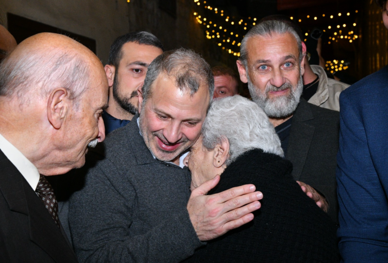 بعد ضجيج الروايات… ما حقيقة "اقتحام" زيارة باسيل إلى الميناء؟ (فيديو)