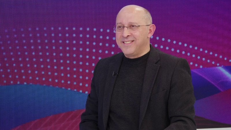 آلان عون يتعاطف مع الحريري: كلانا طُعن من 