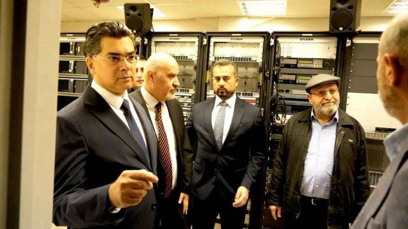 خطوة لحماية الذاكرة الوطنية… مرقص يتفقد أرشيف "إذاعة لبنان" ويطلق رقمنته (صور)