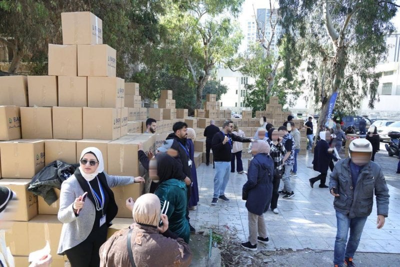 مشهد مُذِلّ بحق الناس