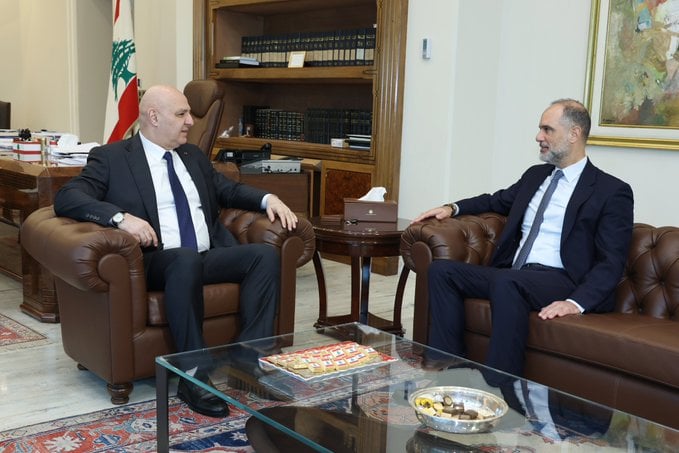 من ضهر البيدر إلى القليعات… عون يسرّع ملفات الطرق والمطار