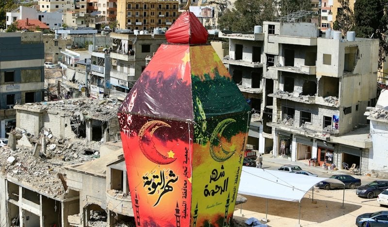 أكبر فانوس في لبنان يضيء قلب الجنوب
