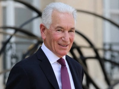 توتر دبلوماسي غير مسبوق… باريس تطالب واشنطن بتفسير غياب سفيرها