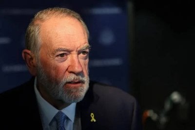 ارتباك دبلوماسي في واشنطن… إدارة ترامب تطمئن العرب بعد تصريحات هاكابي