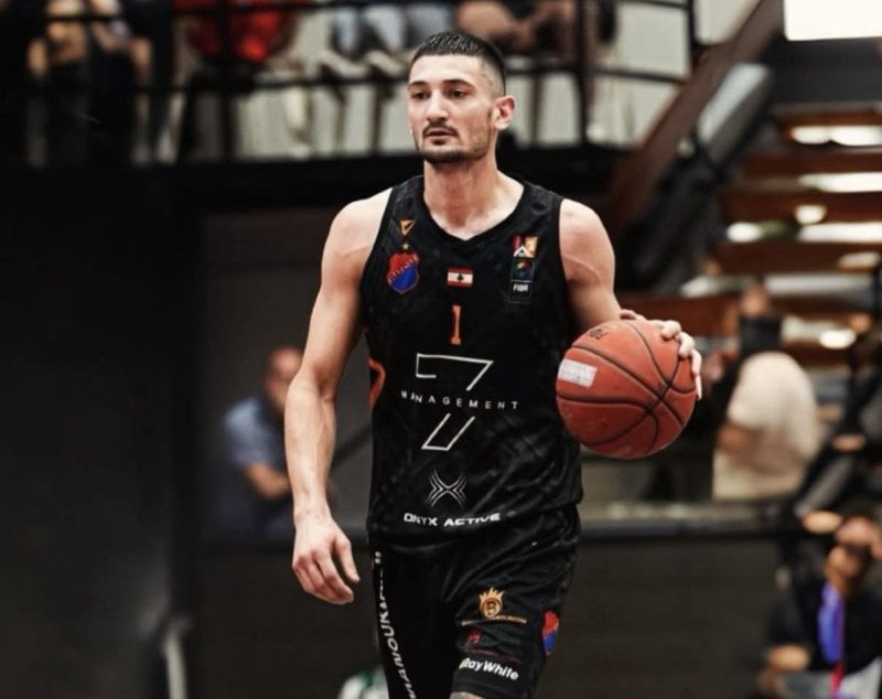 فضيحة مخدرات تهزّ الوسط الرياضي... لاعب كرة سلة شهير يفرّ خارج لبنان