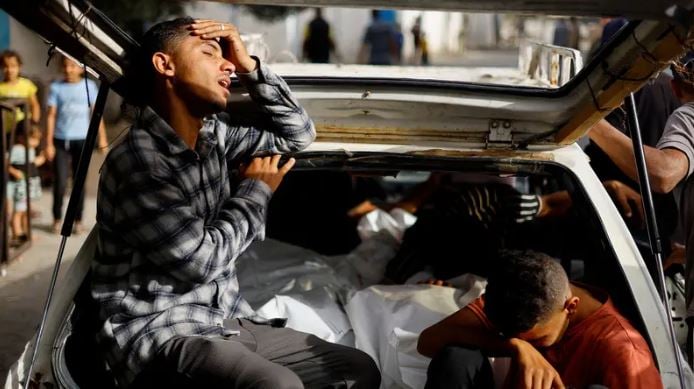 بين غزة و"ريتا والبندقية"... هل يبقى مكان للفرد في زمن الصراع؟
